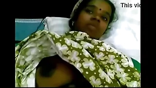 VID-20170407-PV0001-Thiruthuraiyur (IT) Tamil 28 yrs age-old unmarried hot and sexy girl Ms. Saroja showing her full nude convocation to her illegal lover mating porn video